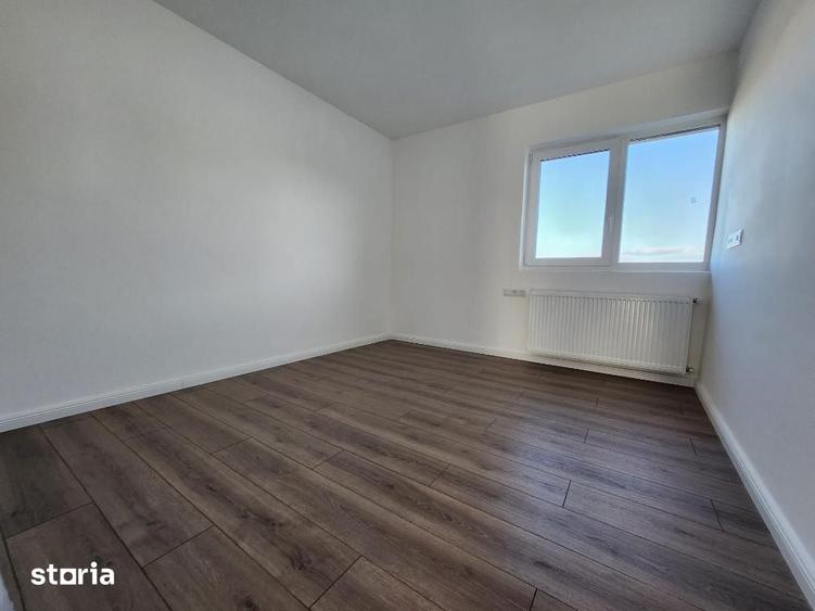 Casă cu 4 camere cu Teren 340 Mp în Cetate