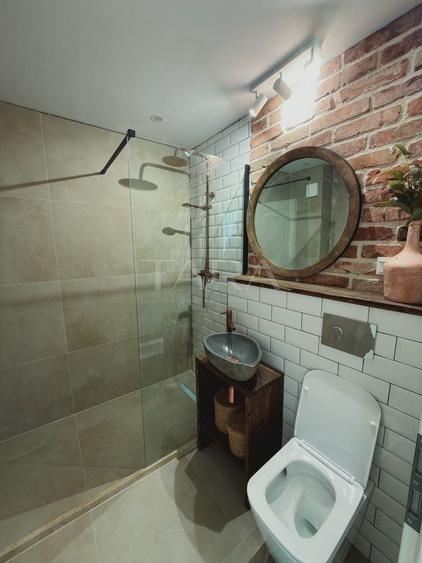 Apartament cu 3 camere semidecomandat, mobilat în Mănăștur