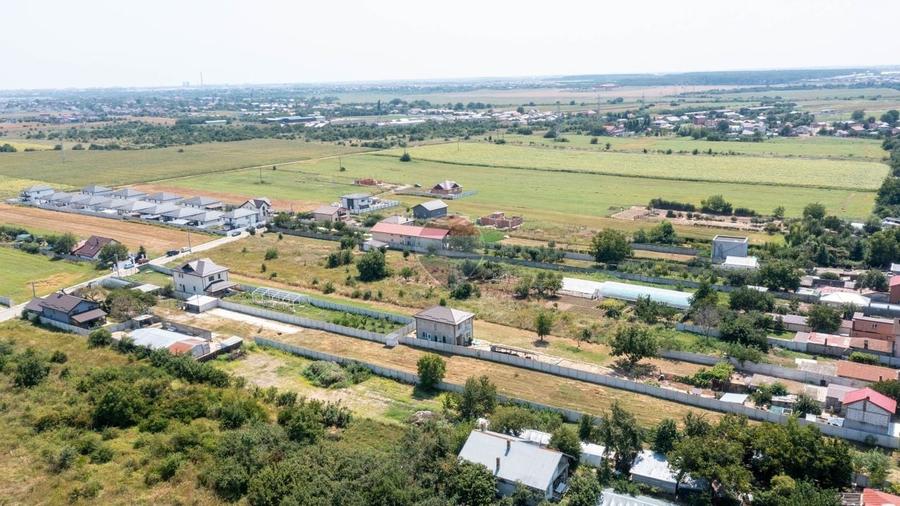 Teren Construcții intravilan de 1970 mp, în Zurbaua