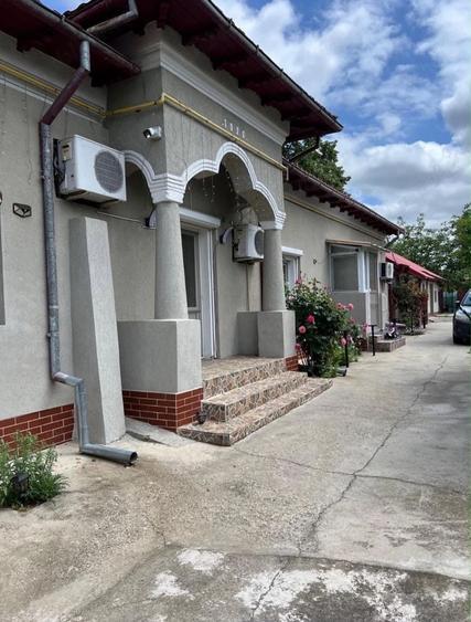 Casă cu 4 camere în Central