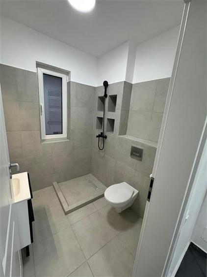 Casă cu 4 camere cu Canalizare în Ferme