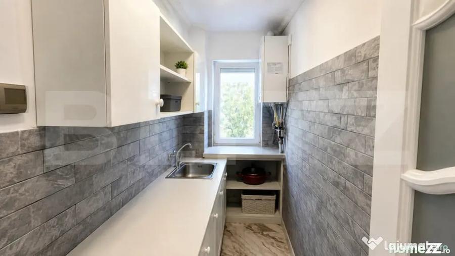 Apartament cu 2 camere semidecomandat în Solidarității