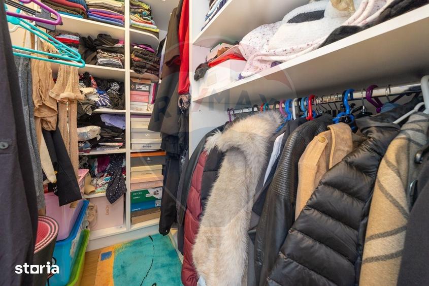 Apartament cu 3 camere în Tractorul