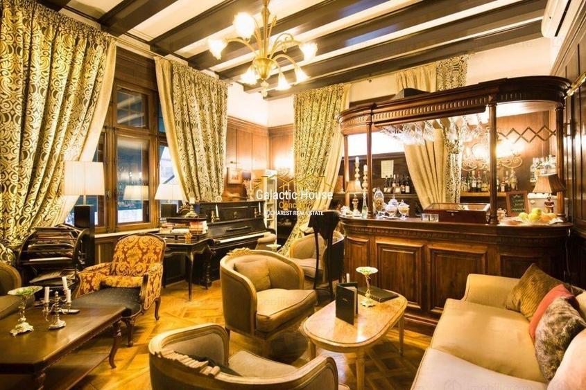 Casă individuală cu 19 camere cu Teren 260 Mp în Romană