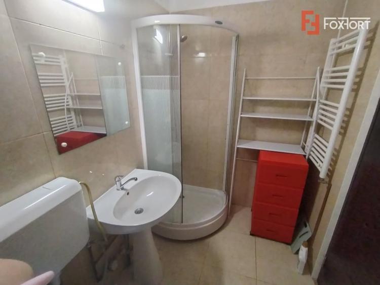 Apartament cu 2 camere decomandat, mobilat în Complex Studențesc
