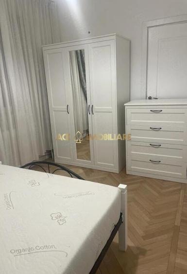 Apartament cu 2 camere semidecomandat, mobilat în Baicului