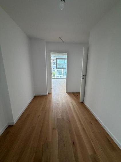 Apartament cu 2 camere decomandat în Floreasca