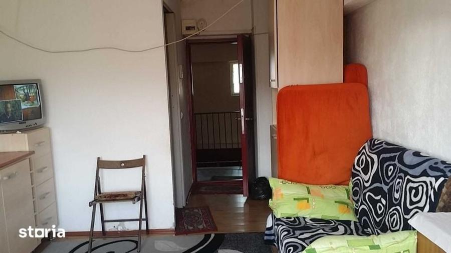 Inchiriez Garsoniera Zona Buna,piata M17 sau parc UFO - 4
