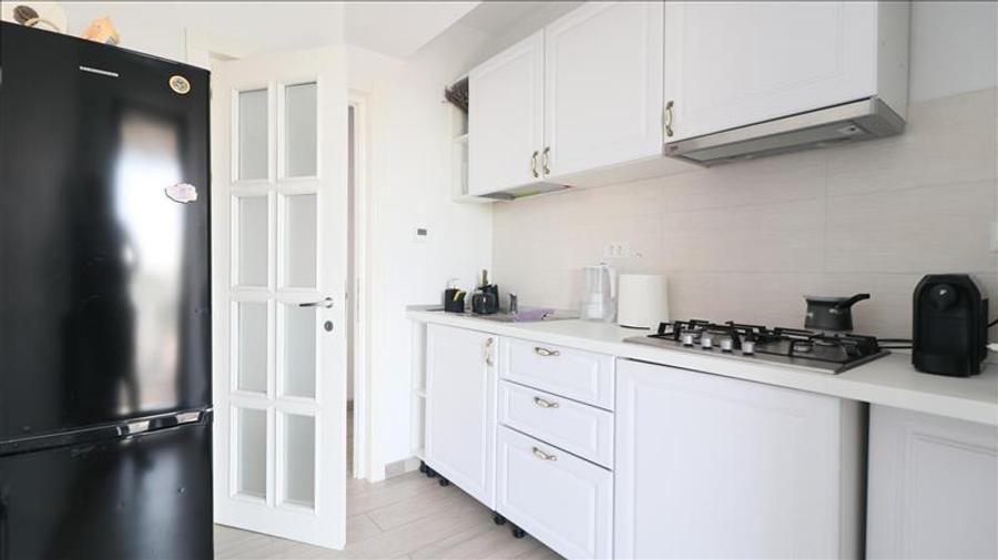 Apartament cu 2 camere decomandat în Sărărie