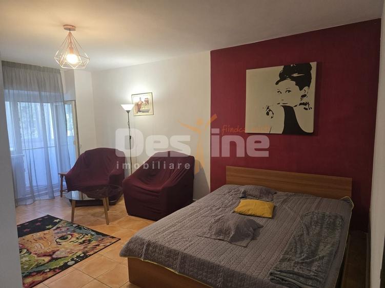 Nerva Traian | Garsoniera | 42mp | et 4 | mobilata |  399 euro - 1