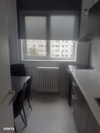 Apartament cu 2 camere decomandat în Titan