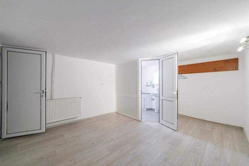 Casă cu Teren 719 Mp în Găvana