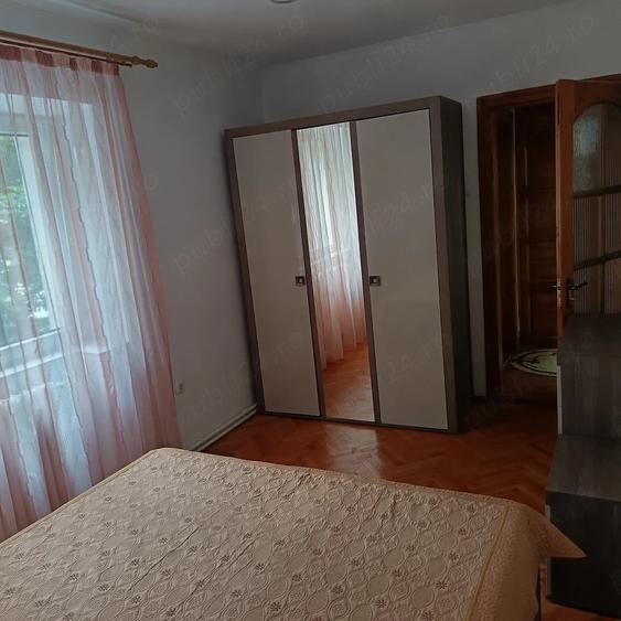 Apartament cu 3 camere decomandat în George Enescu