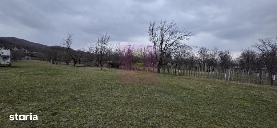 Teren de 734 mp, în Brebu