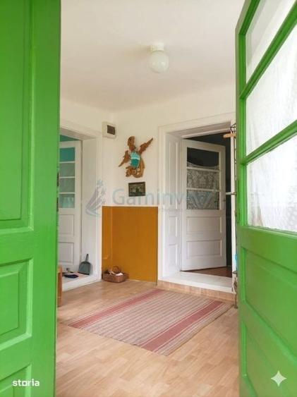 Casă cu 3 camere în Oșorhei