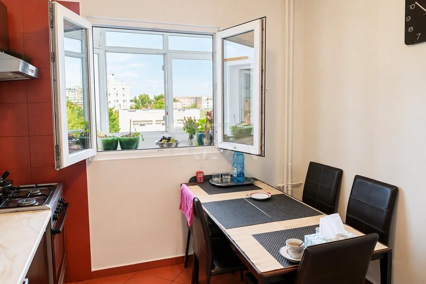 Apartament cu 3 camere decomandat, mobilat în Gorjului