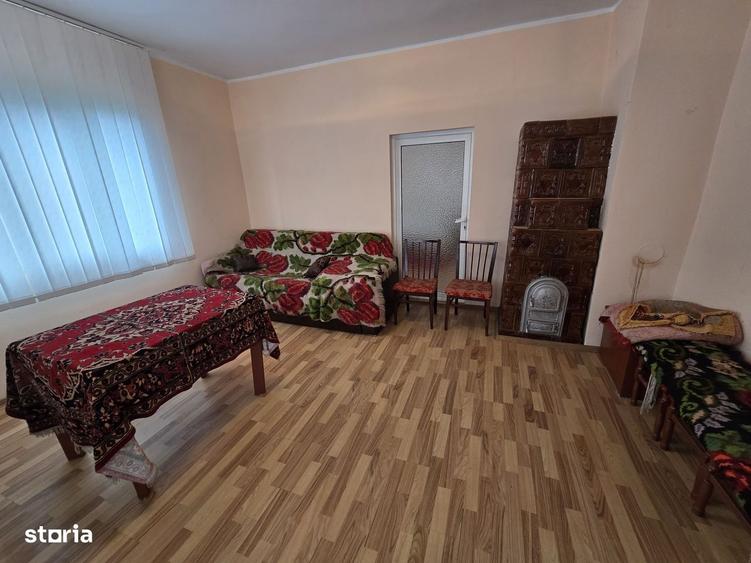 Casă cu 3 camere cu Teren 1200 Mp în Josenii Bârgăului