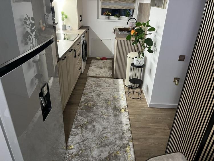 Apartament cu 2 camere decomandat în Ultracentral