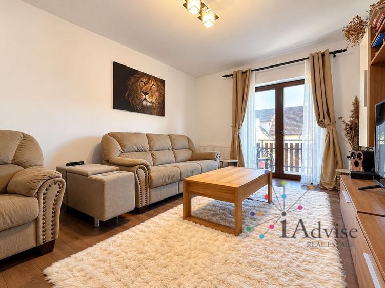 Apartament cu 3 camere decomandat, mobilat în Brașovul Vechi