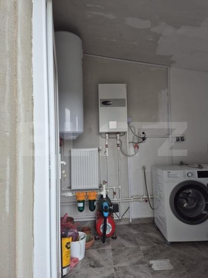 Casă individuală cu 4 camere cu Garaj în Ernei