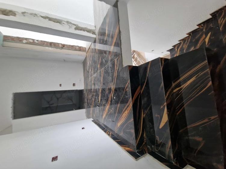 Casă cu 4 camere cu Teren 500 Mp în Central