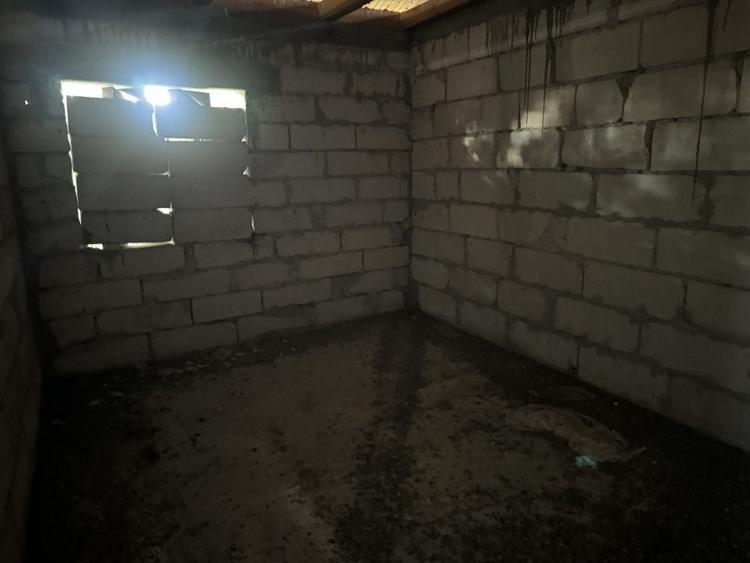 Casă individuală cu 4 camere cu Canalizare în Sud