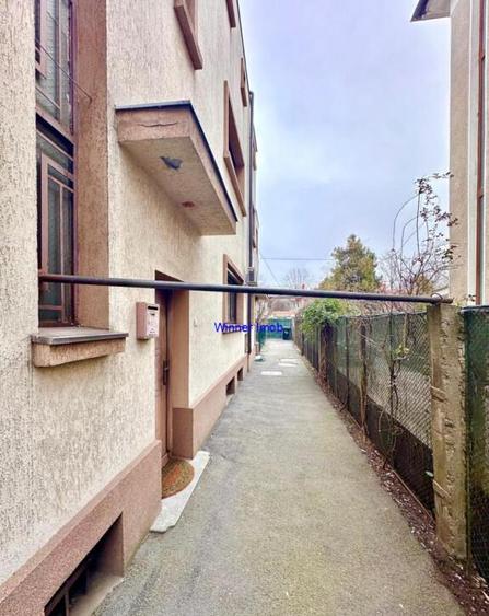 Casă cu 4 camere cu Teren 356 Mp în P-ța Muncii