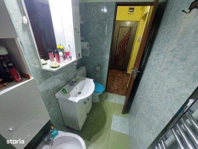 Garsonieră decomandată în Central