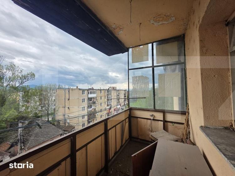 Apartament cu 3 camere decomandat în Ozun
