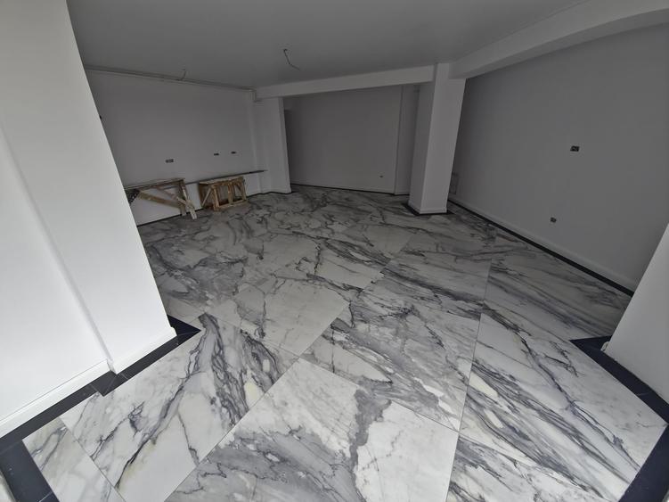 Apartament cu 3 camere decomandat în Tomis Plus