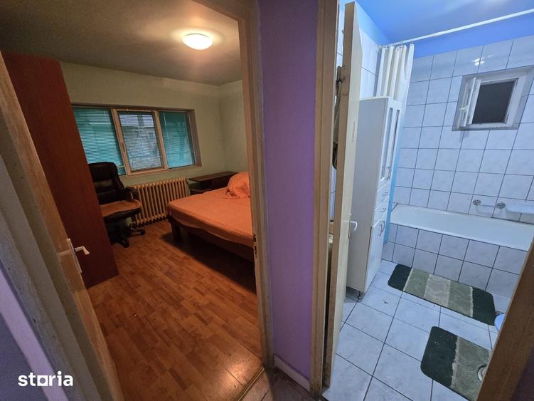 Apartament cu 3 camere decomandat în Luncă