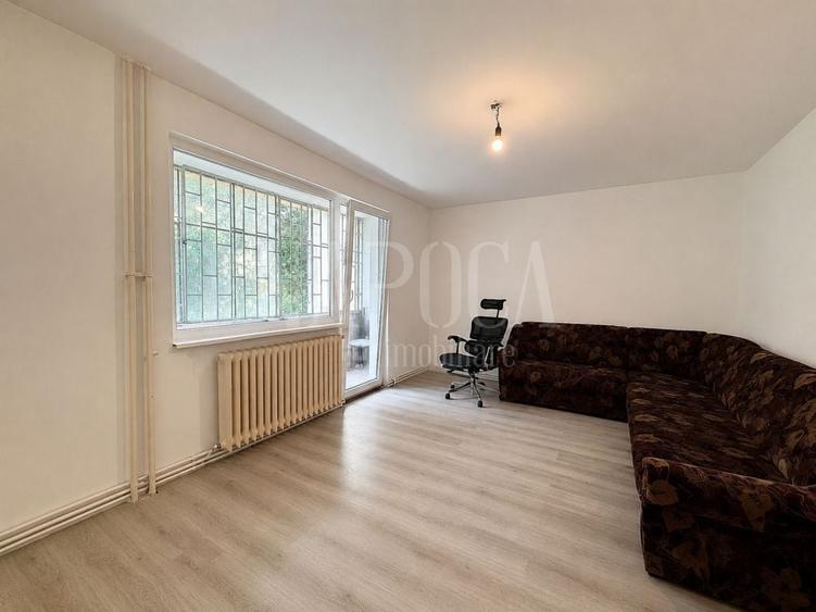 Apartament cu 3 camere decomandat, mobilat în Mănăștur