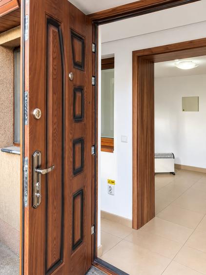 Casă cu 3 camere cu Teren 230 Mp în Clăbucet