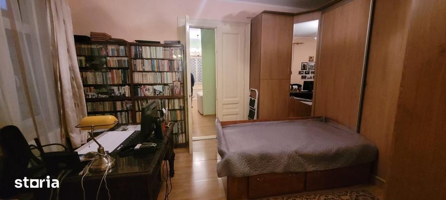 Casă cu 4 camere nedecomandat cu Teren 307 Mp în Schei