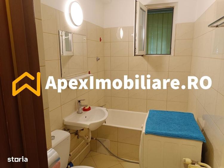 Apartament cu 2 camere semidecomandat în Vatra Luminoasă