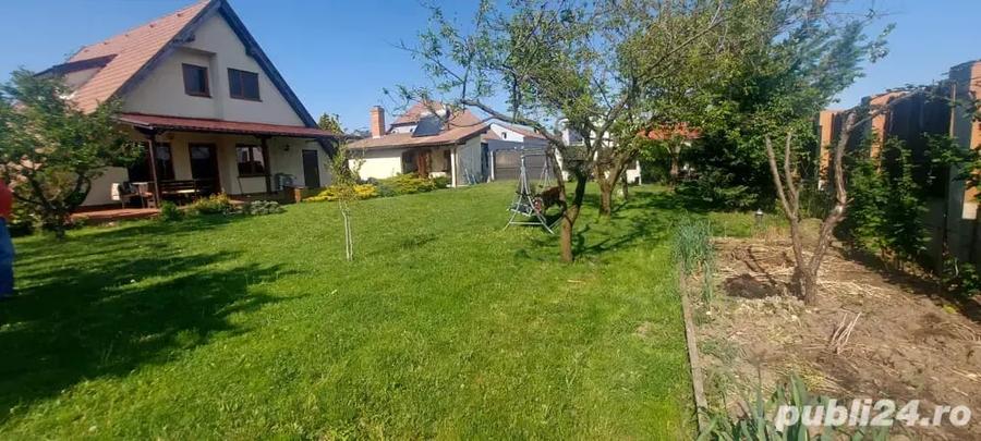 Casă cu 4 camere în Sânmihaiu Român