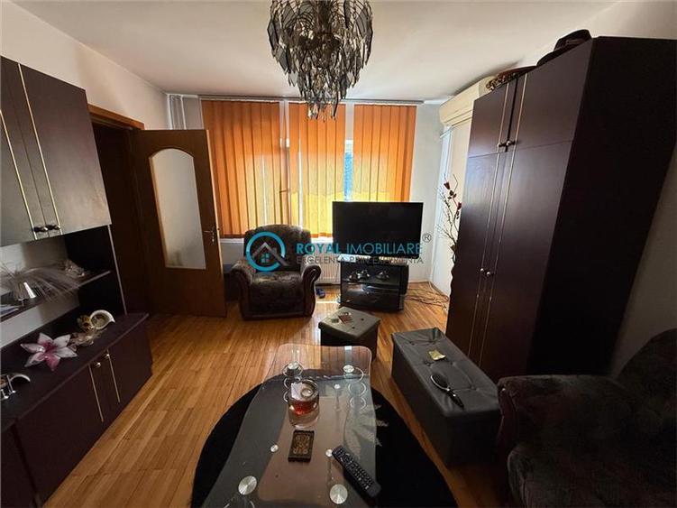 Apartament cu 2 camere decomandat în Ultracentral
