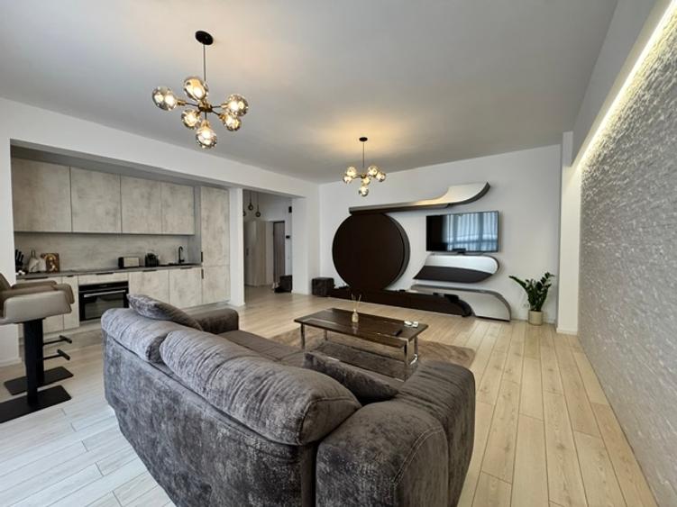 Apartament cu 2 camere decomandat în Calea Călărașilor