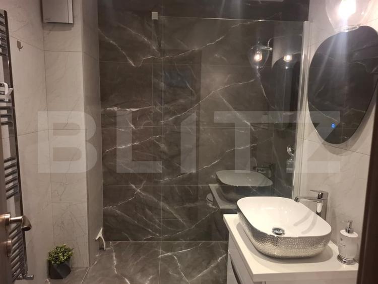Apartament cu 3 camere decomandat, mobilat în Micro 11