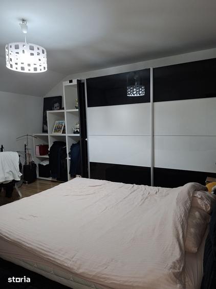 Casă cu 4 camere cu Teren 571 Mp în Popoveni