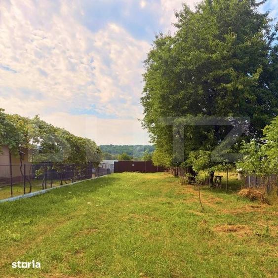 Teren de 3600 mp, în Central
