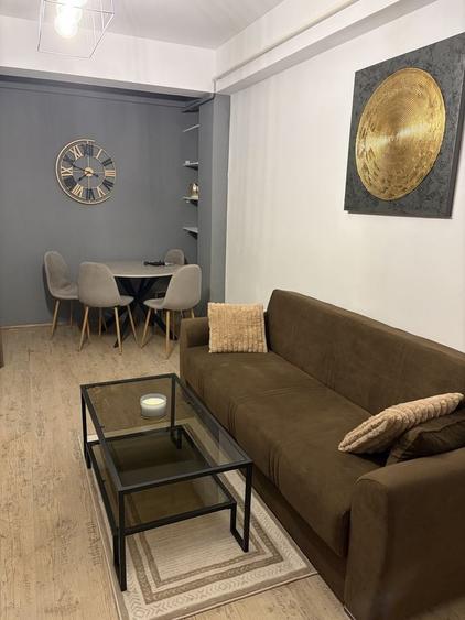 Apartament cu 2 camere decomandat în Exterior Vest