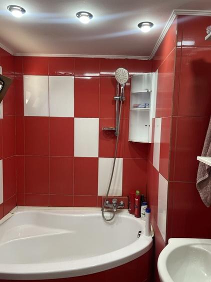 Garsonieră decomandată în Trei Stejari