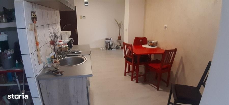 Vindem 2 camere Scriitorilor, parter cu balcon 68 mp. - 7
