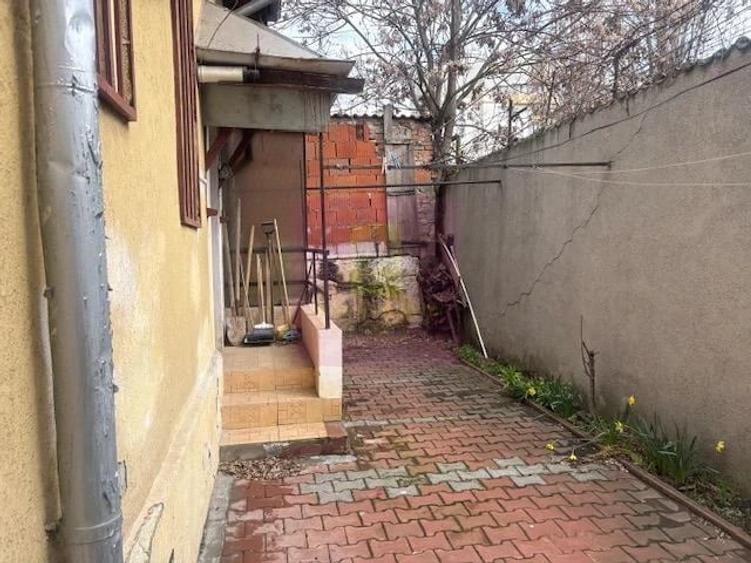 Casă cu Teren 210 Mp în Floreasca
