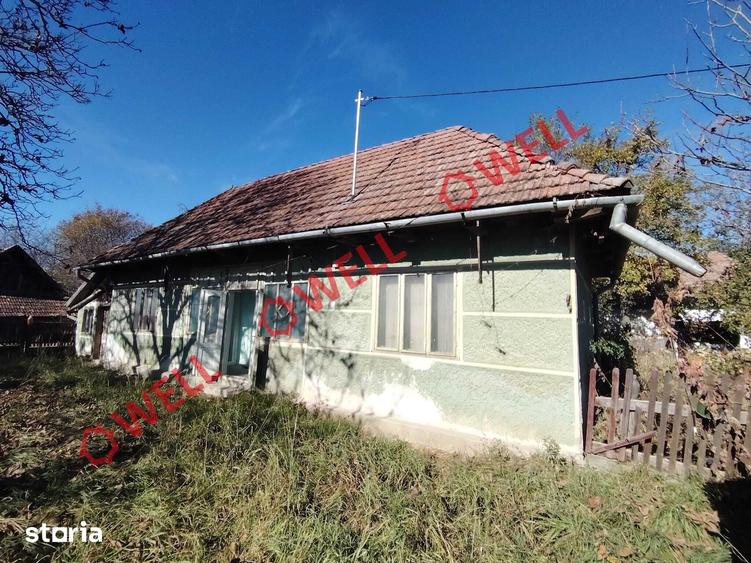 Casă cu 2 camere cu Teren 1440 Mp în Zăbala