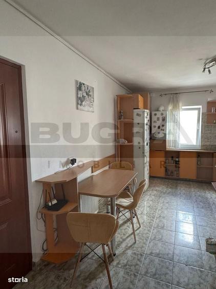 Apartament cu 4 camere în Mărăști