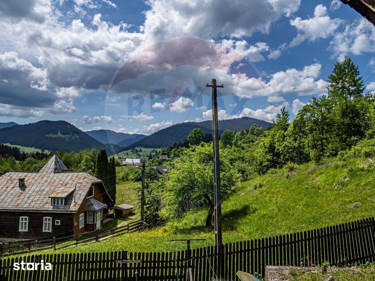 Vila / Pensiune cu 20 camere de vanzare in Campulung Moldovenesc, SV - 2