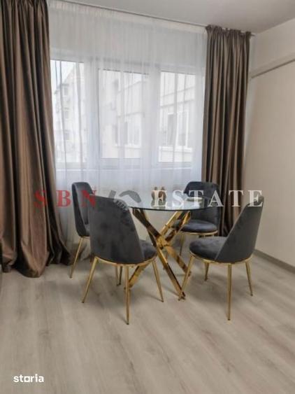 Apartament cu 3 camere decomandat, mobilat în Tei