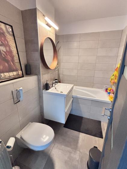 Apartament cu 2 camere semidecomandat în Central